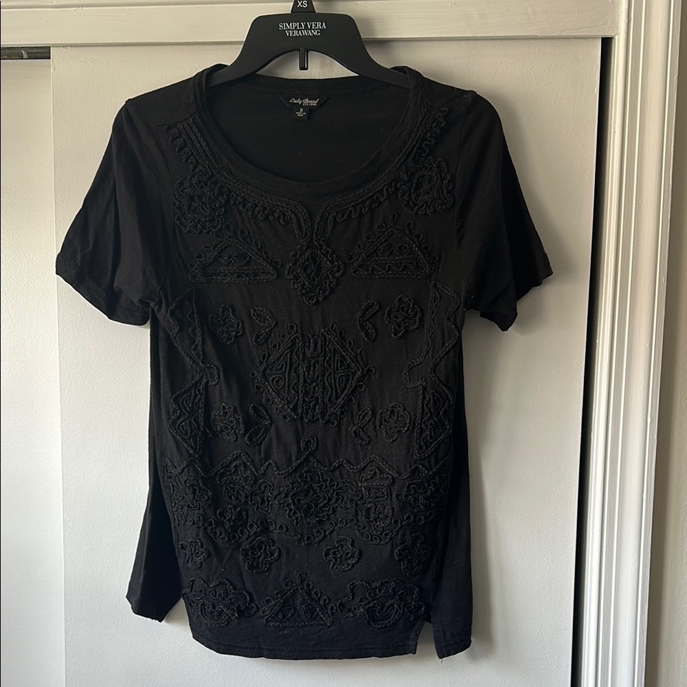 Lucky Brand🧲 Embroidered Top